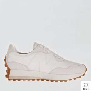 New Balance 327 Sneakers